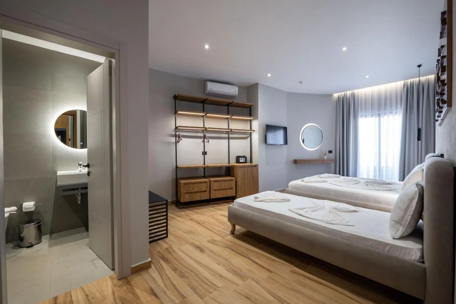Hotel Kroi Ksamil 3*,  Albania