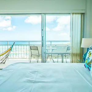 Apartahotel Ilikai & Luxury